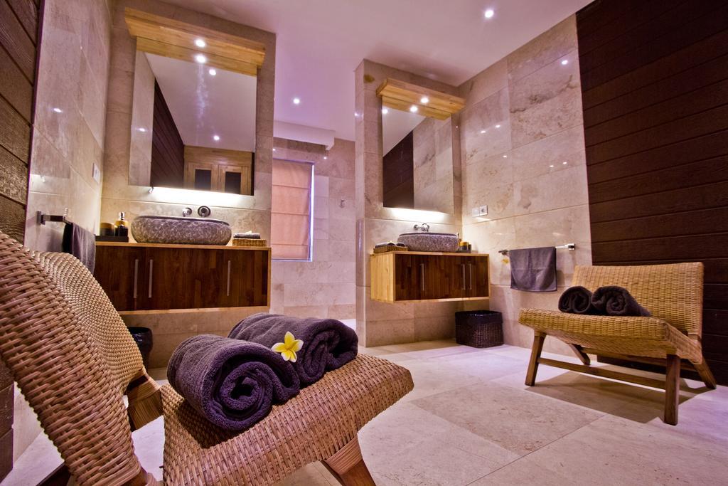 Puri Ratu Jimbaran Villa Екстериор снимка